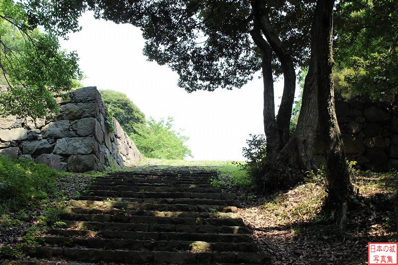 Yonago Castle Naizen enclosure (Upper row)