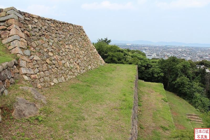 天守台石垣。米子城には天守が二つあったが、主天守はこの石垣上に上がっていた