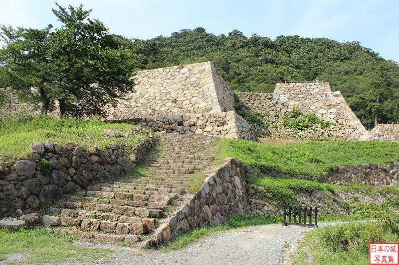 鳥取城 三の丸 三の丸から見る石垣