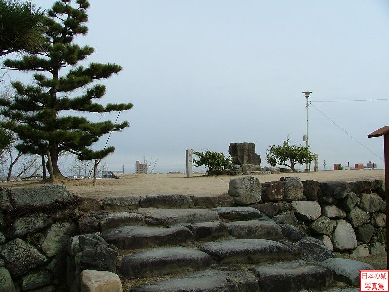 Matsusaka Castle Tsukimi turret and Taiko turret