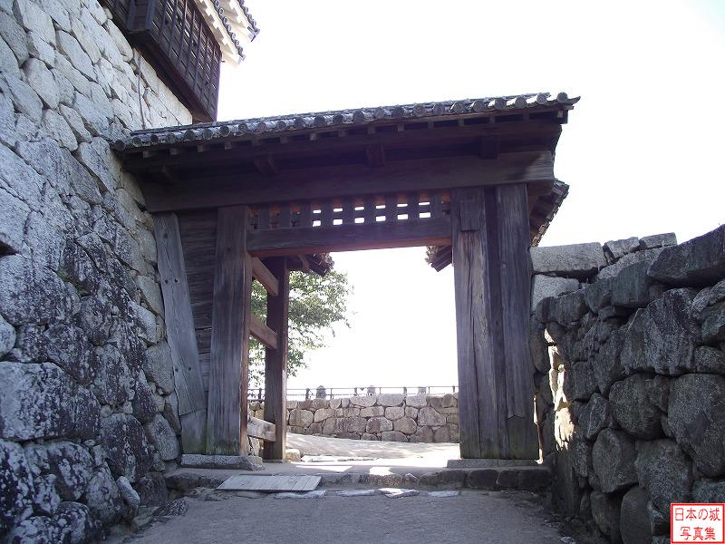 Matsuyama Castle Tonashi gate