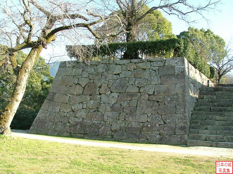 宇和島城 本丸 本丸入口の左側の石垣