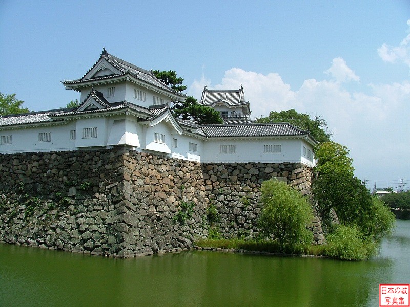 岸和田城 再び城外から 本丸西南角の隅櫓