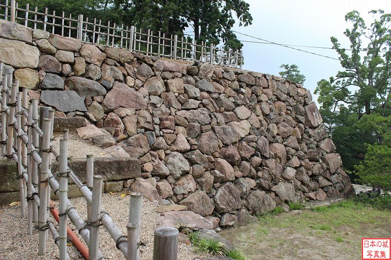 松江城 二ノ門跡 石垣上は一ノ門前の馬出的な空間付近である