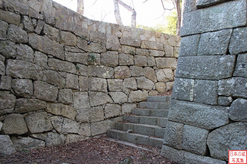 Shinnguu Castle Back gate of main enclosure