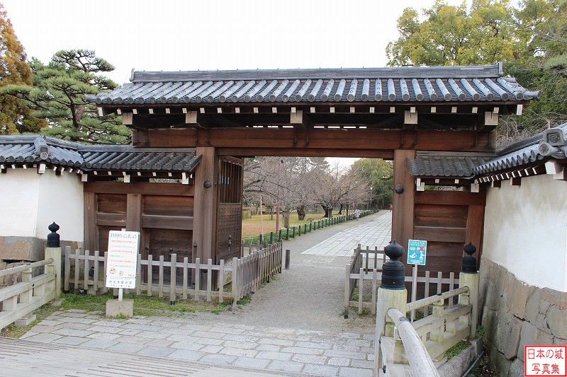 Wakayama Castle Main gate and Ichino-hashi bridge