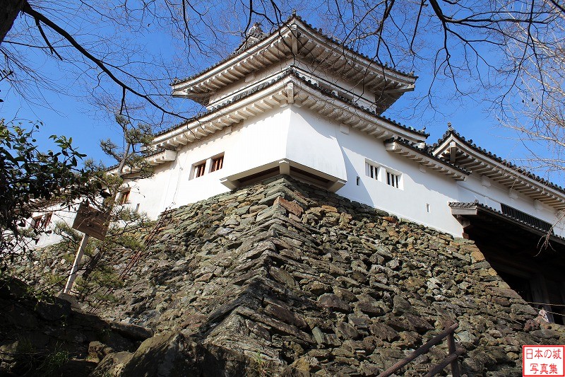 Wakayama Castle Nino-Gomon enclosure