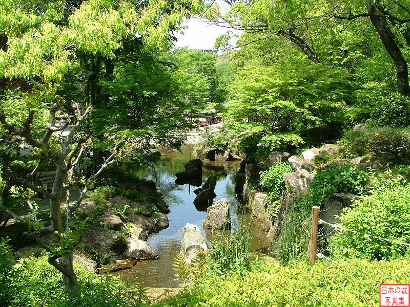 山麓は岐阜公園として整備されている