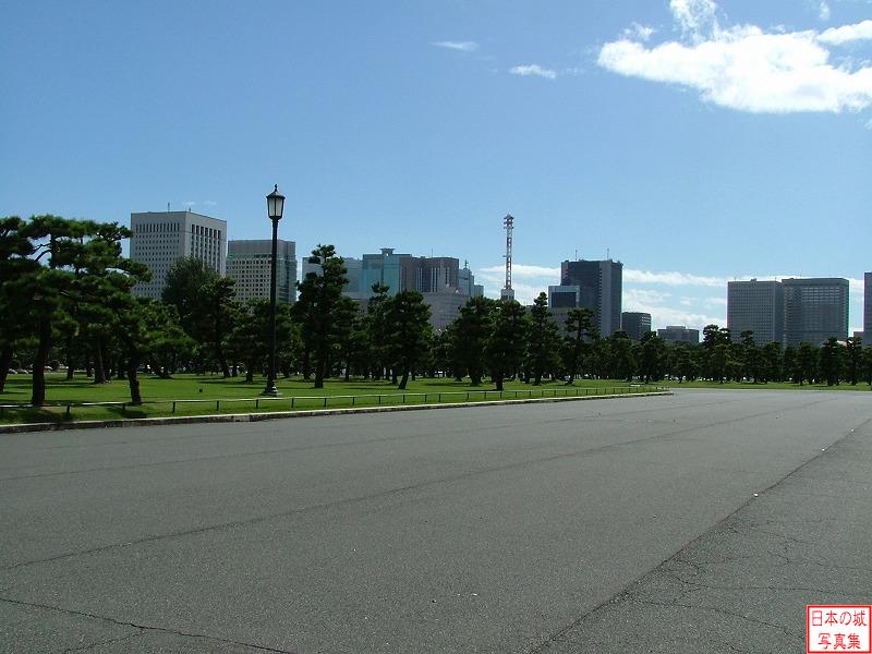 江戸城 日比谷見附 西の丸下のようす。現在は広場になっている。