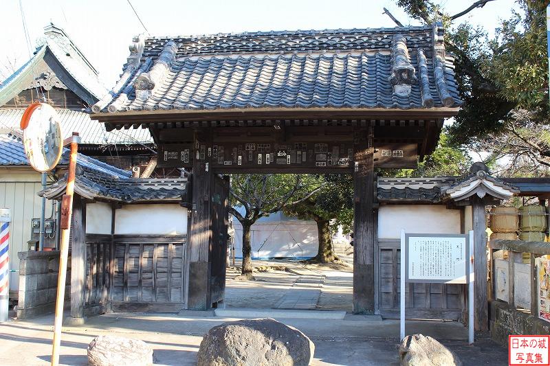 Oshi Castle Relocated gate (Black gate of Soken temple) (tradition)