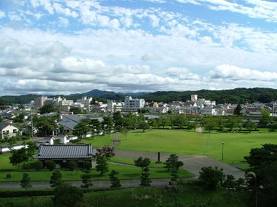 白河小峰城 本丸から見る二の丸のようす