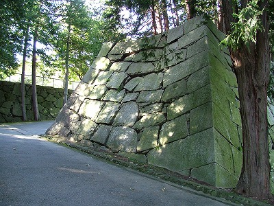 盛岡城 三の丸入口の石垣