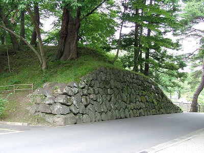 仙台城 三の丸子の門跡