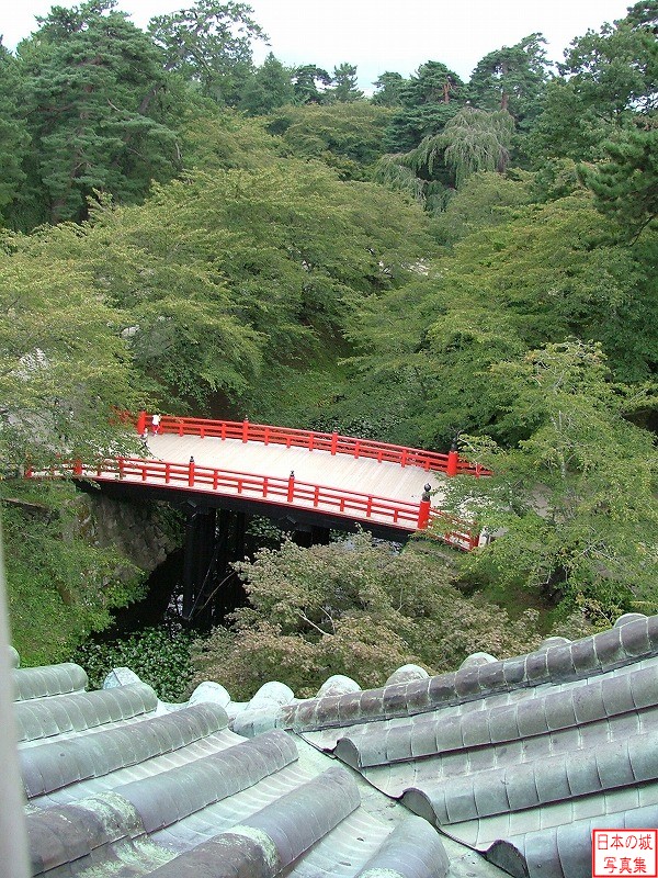 弘前城 下乗橋 天守から見る下乗橋