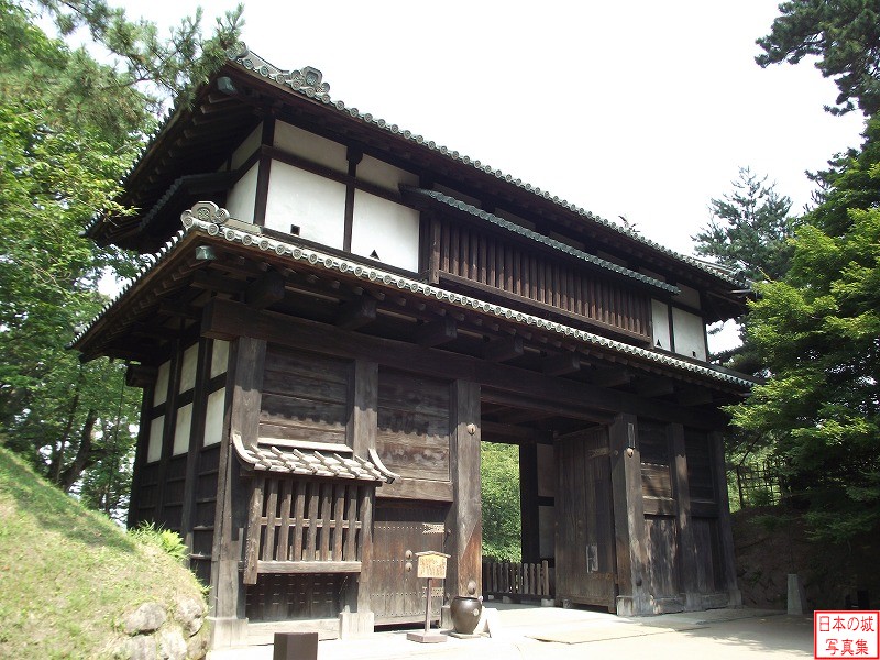 Hirosaki Castle Minami-uchi gate