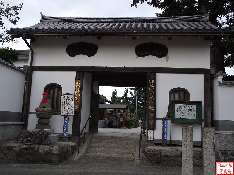 Shiroishi Castle Relocated gate (Umayaguchi gate)