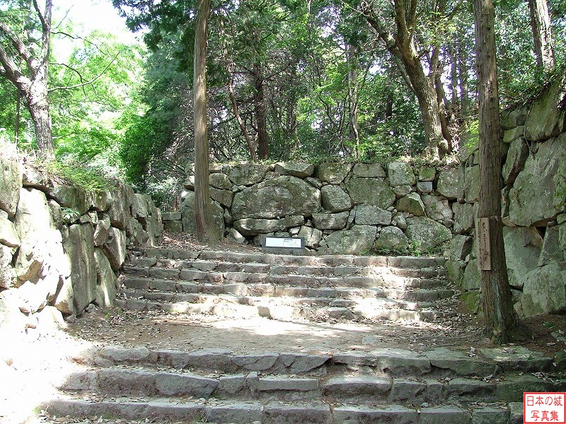 Azuchi Castle The ruins of Kurogane gate