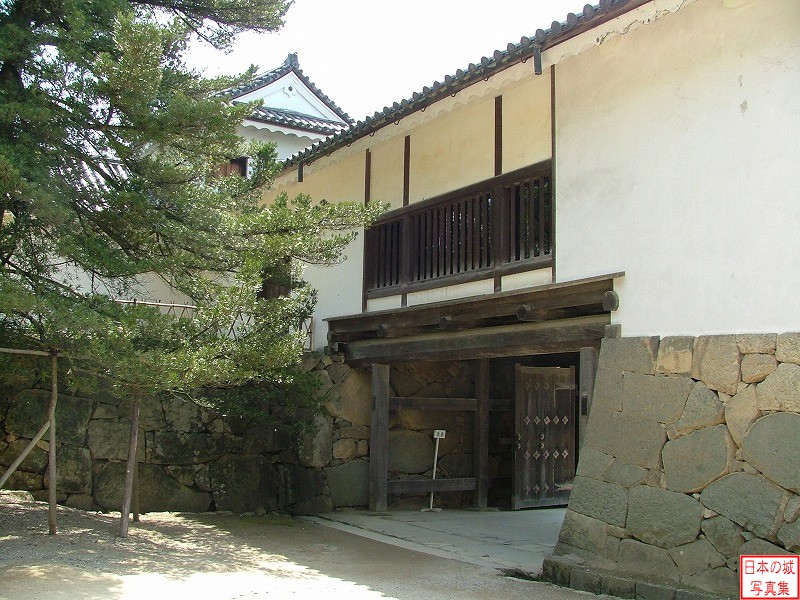 Hikone Castle 
