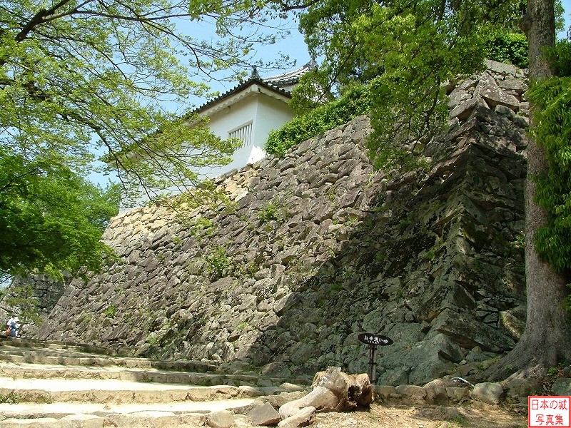 太鼓丸の石垣(太鼓門櫓への階段)