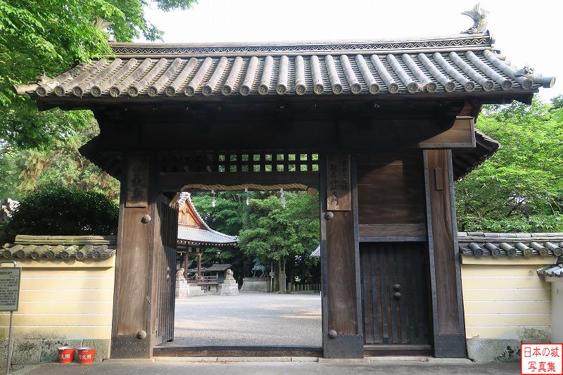Zeze Castle Relocated gate (Main gate of Muchizaki Shrine)