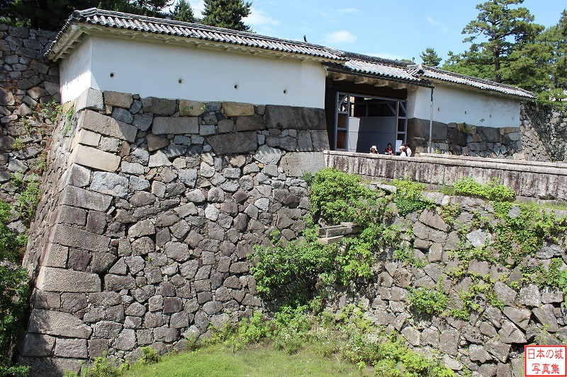 名古屋城 本丸表門 表二之門を外の西側から見る