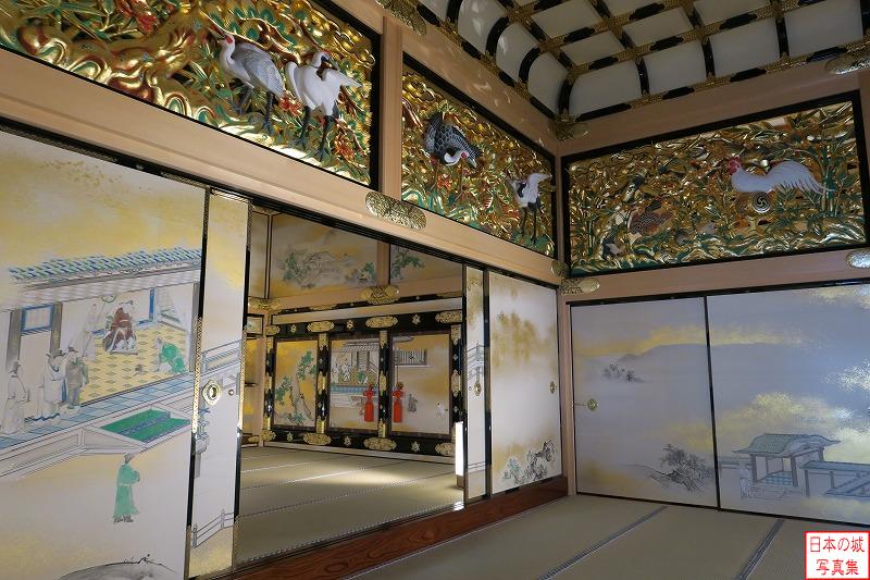 名古屋城 本丸御殿（上洛殿） 上洛殿二之間。欄間と襖を隔てた向こう側は一之間。天井、襖絵など全てが豪華