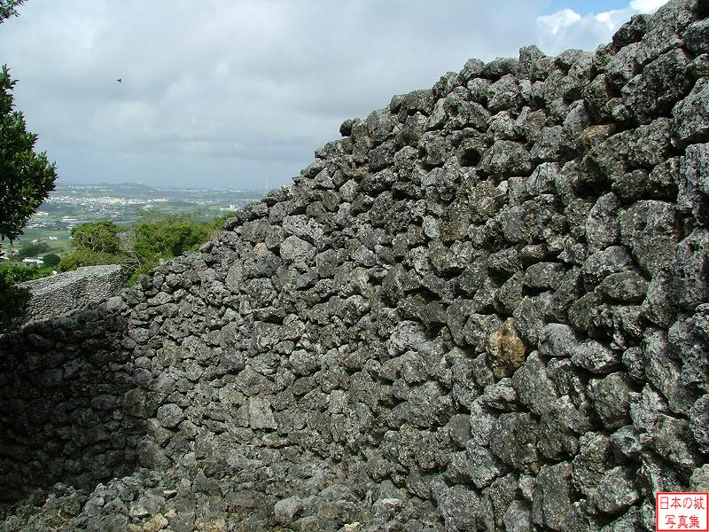 北のアザナ石垣