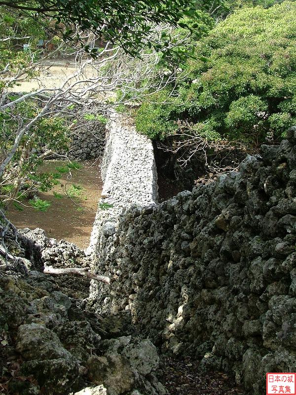 北のアザナ石垣