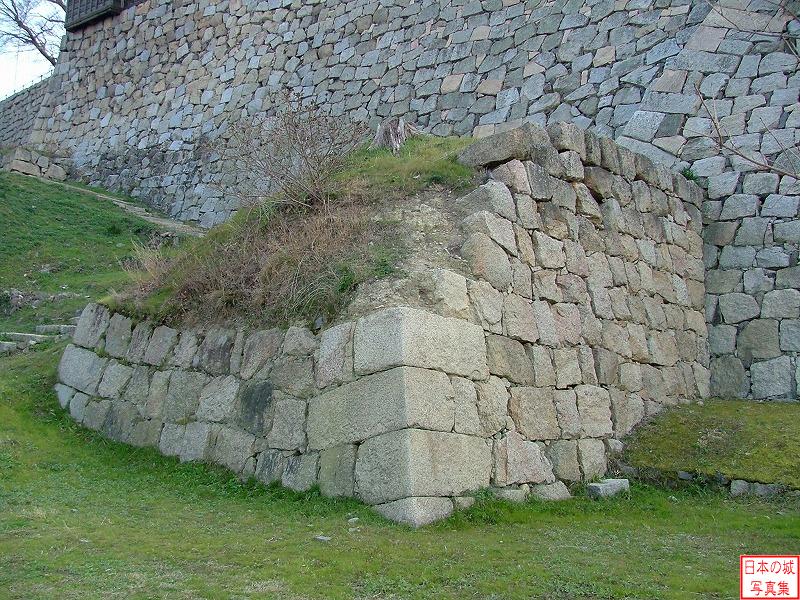 丸亀城 三の丸北側 搦手口脇の石垣