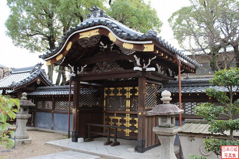 高槻城 移築城門（野見神社(永井神社)神門） 野見神社神門。野見神社はかつての三の丸に建てられている。