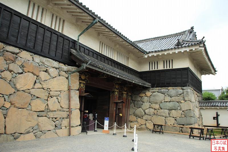 松本城 黒門櫓門 黒門の二の門である櫓門