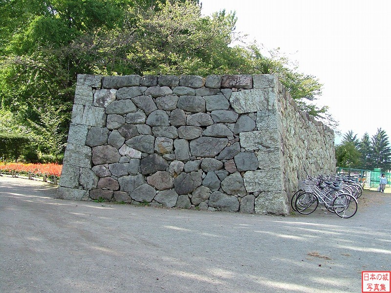 北虎口の石垣