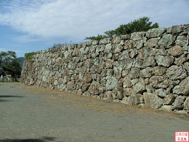 北虎口の石垣