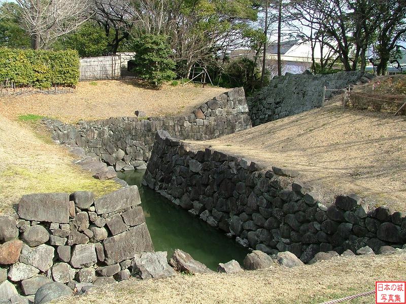 Sunpu Castle Honmaru moad and Second enclosure canal