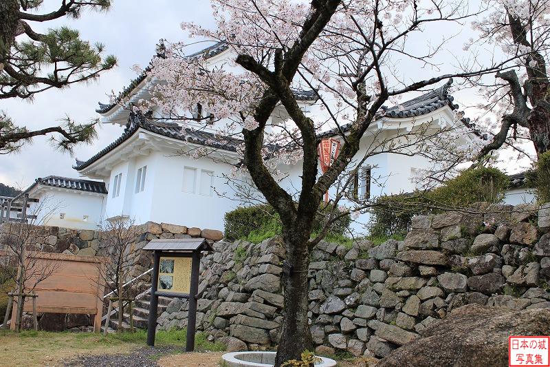田辺城 隅櫓 隅櫓と桜
