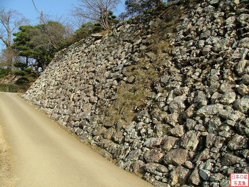 高知城 二の丸 梅の段から見る二の丸石垣