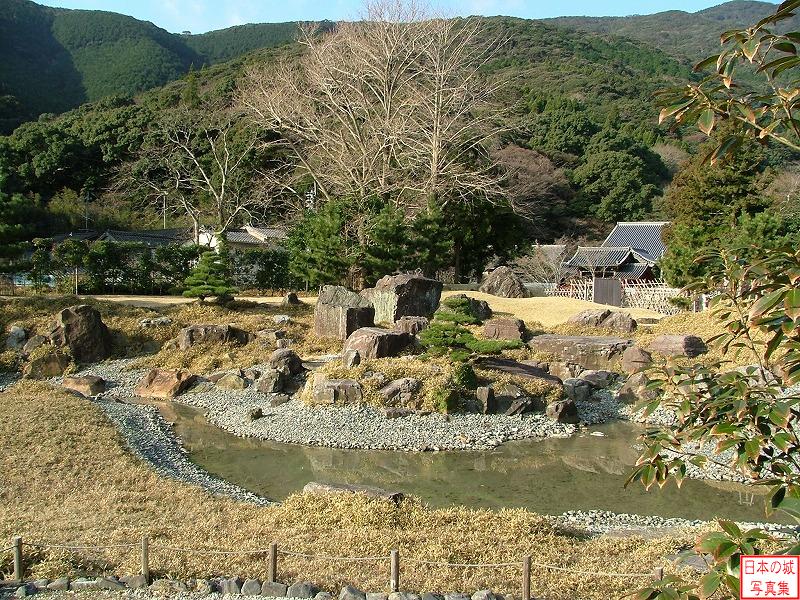 Kaneishi Castle Garden and Karamete gate