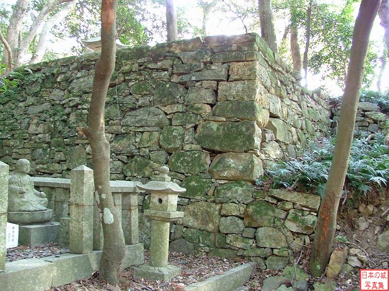 宗家墓所の石垣