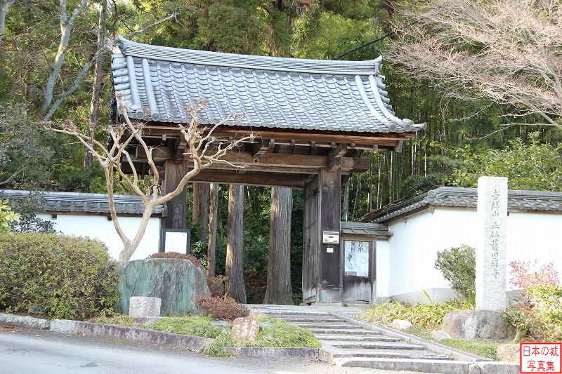 伏見城 移築御殿（正伝寺本堂） 正伝寺は京都市内北西部にある寺。創建は鎌倉時代に遡るとのこと。伏見城からの移築建築と伝わる建物がある。