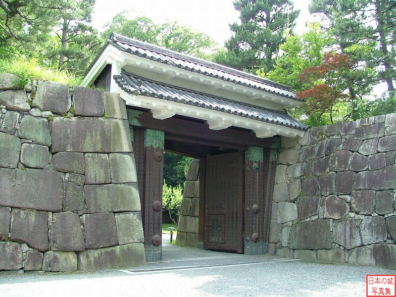 Nijo Castle Minami-naka-shikiri gate