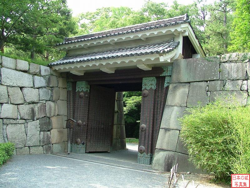 Nijo Castle Kita-naka-shikiri gate