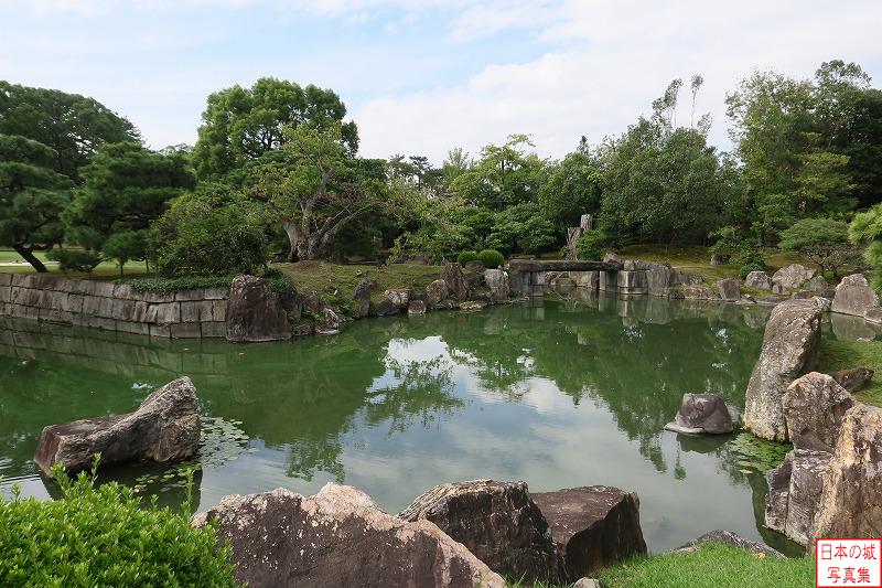 二条城 二の丸庭園 二の丸庭園。後水尾天皇の行幸に際して小堀遠州が改修を行った。